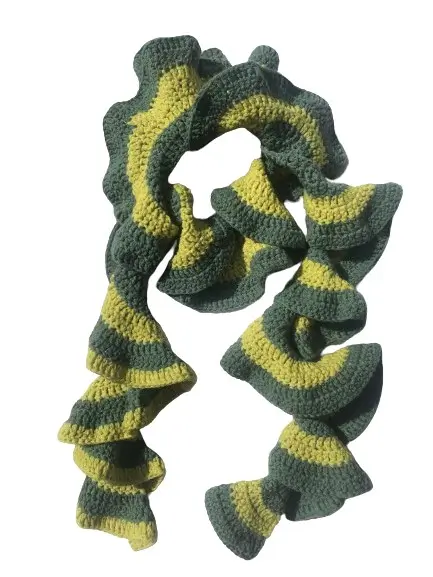 ruffle_scarf