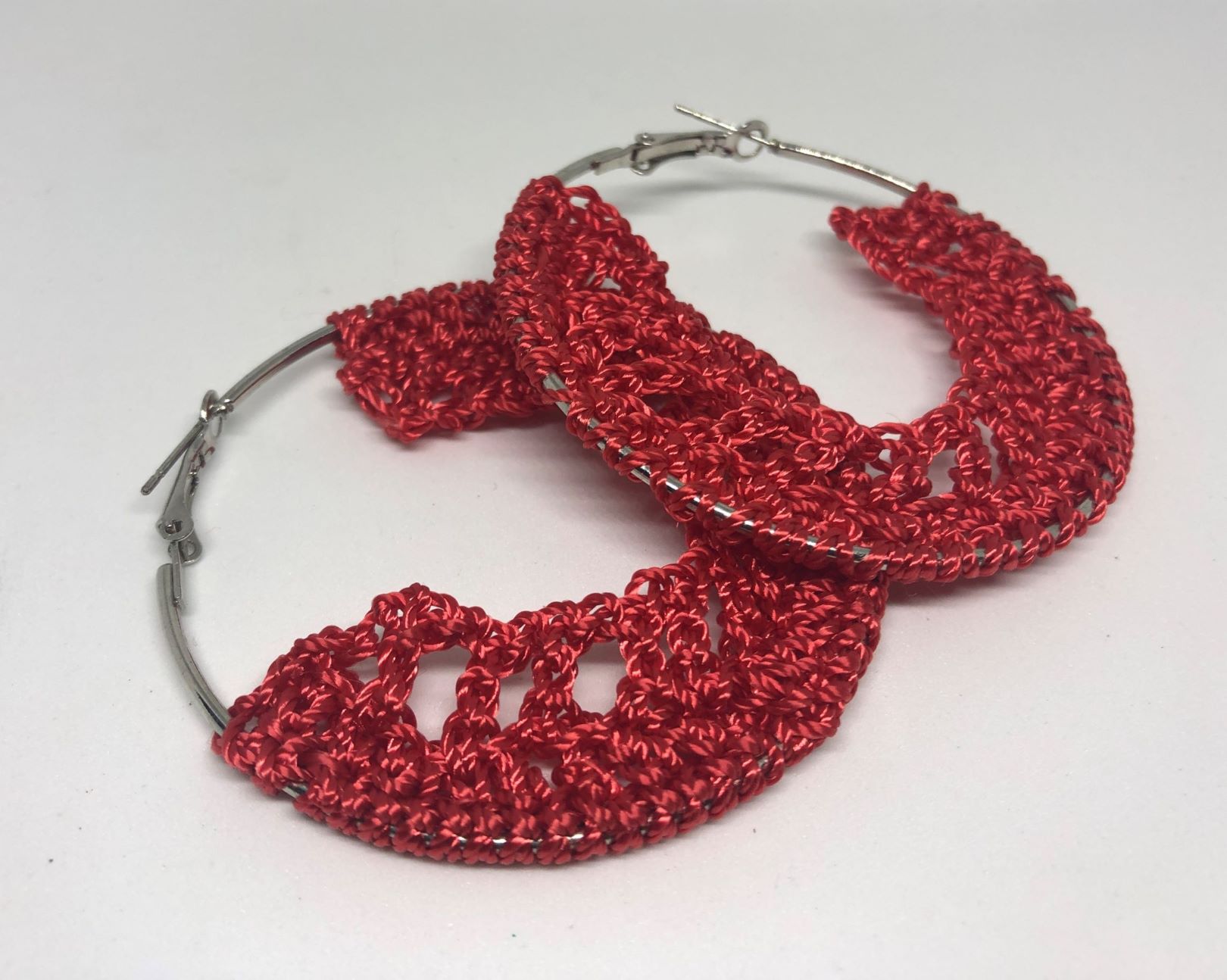 Crochet Red Gray Fiber Ellipse Ring and Stud Earrings Wooden Beads, Crochet  Textile Jewelry Set 