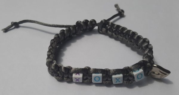 Grey_macrame_bracelet